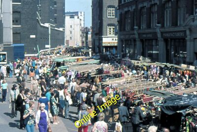 Photo 6x4 London, Middlesex Street - 1975 London, Middlesex Street, Harro c1975
