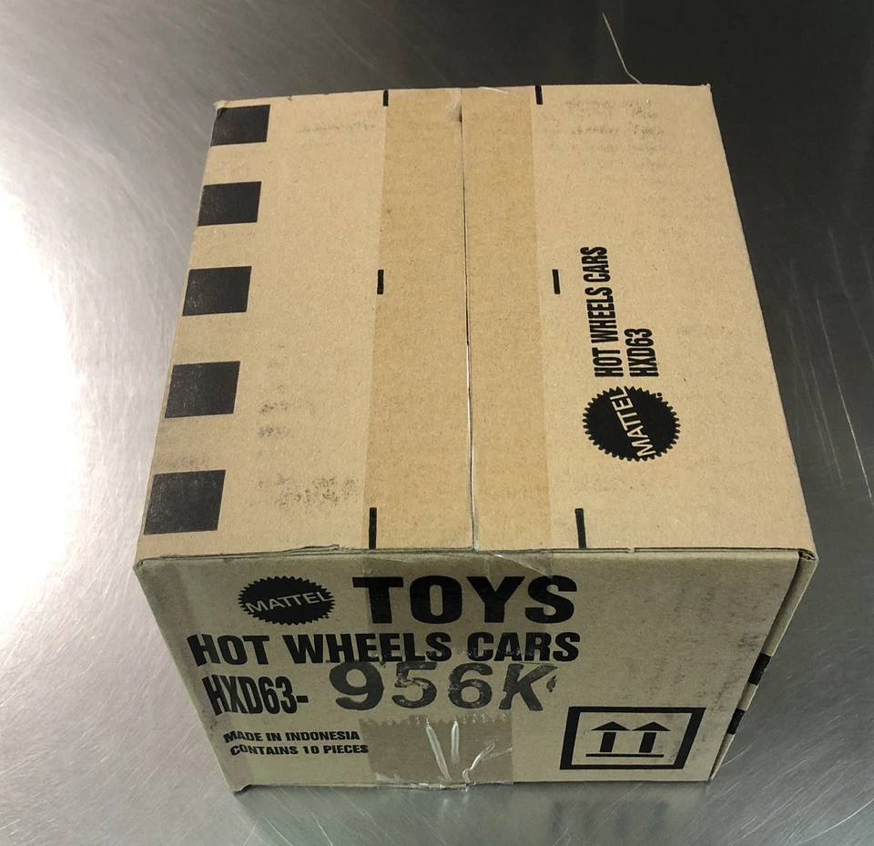HOT WHEELS 2025 POP CULTURE HXD63-956K FACTORY SEALED CASE 10 PIECES 1/64 SCALE - Image 3 of 4