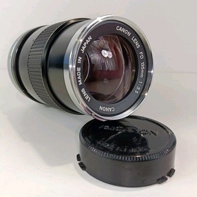 Canon FD 135mm f3.5 Portrait Teleobjektiv mit Schutzkappen Canon FD Mount