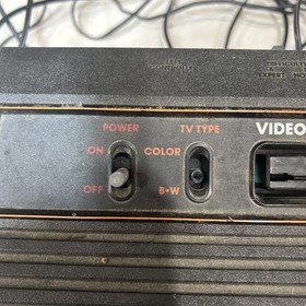 Vintage Atari 2600 Wood grain Console 1980-1982 Working With 8 Games
