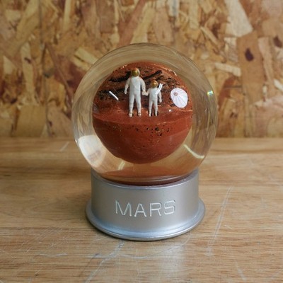 Mars Astronauts Humango Dust Sand Water Glass 5'' Globe Space Travel