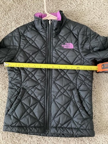 The North Face Girls XS Black Quilted Jacket Pink Logo Lightweight Winter Coat - Picture 4 of 10