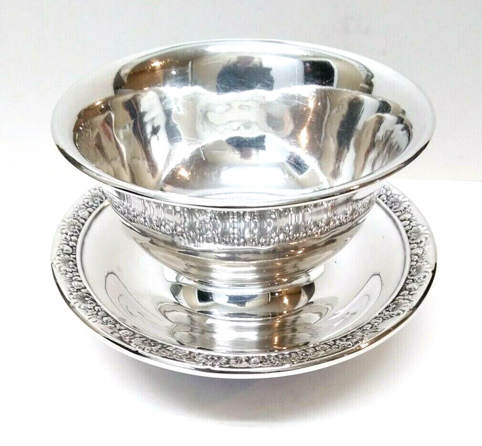 Reed & Barton Sterling Silver 5-1/4" Diam. Condiment Bowl W/Under Plate 164 Gr. Foto 3 de 4