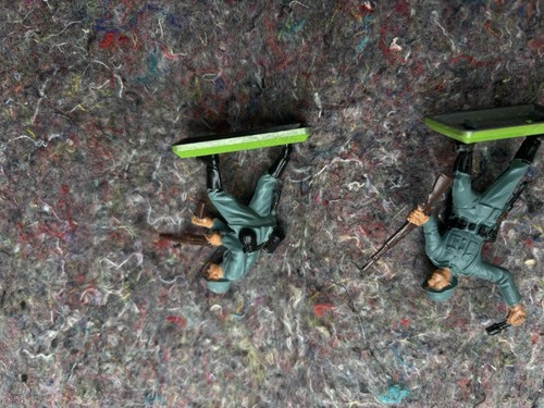 3 Vintage German Soldiers Deetail British Made Collectible. - Picture 3 of 8