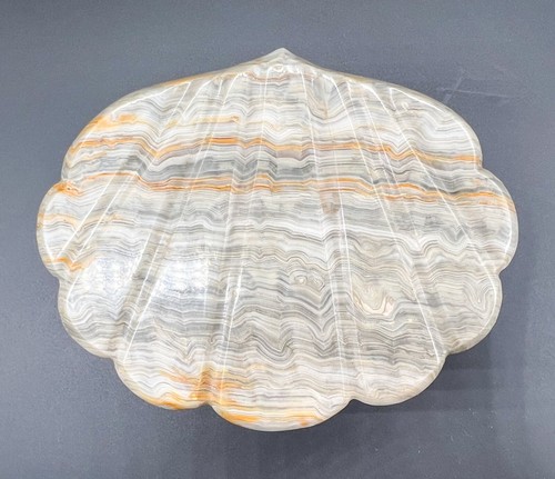 Vintage Gray and White Onyx Marble Shell Box - Picture 4 of 11
