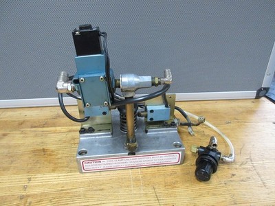 Haas VF Series 40 Taper TRP Assembly #30-0178 with Solenoids, Limit Switches