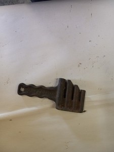 Vintage international chain stretcher