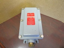 NEW ALLEN BRADLEY 836 PRESSURE CONTROL 836-C5EX112X4 SER A 3/4" NPT 836C5EX112X4