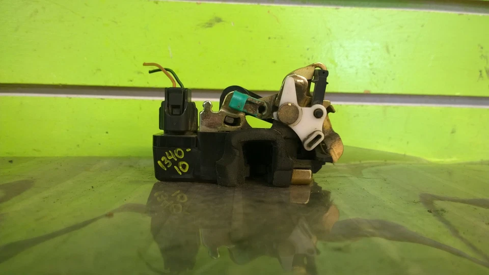 03 04 05 06 07 PESTILLO CERRADURA PUERTA TRASERA IZQUIERDA JEEP LIBERTY SPORT OEM 1340-10 Foto 2 de 2