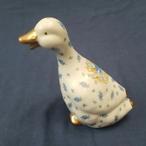 Laura Ashley Photo Frame Ornate Petite Fleur Blue White Floral Ceramic Duck Vase - Picture 15 of 24