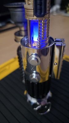 Obi Wan EP4 SNV4 Chrystal Chamber Lightsaber TXQ