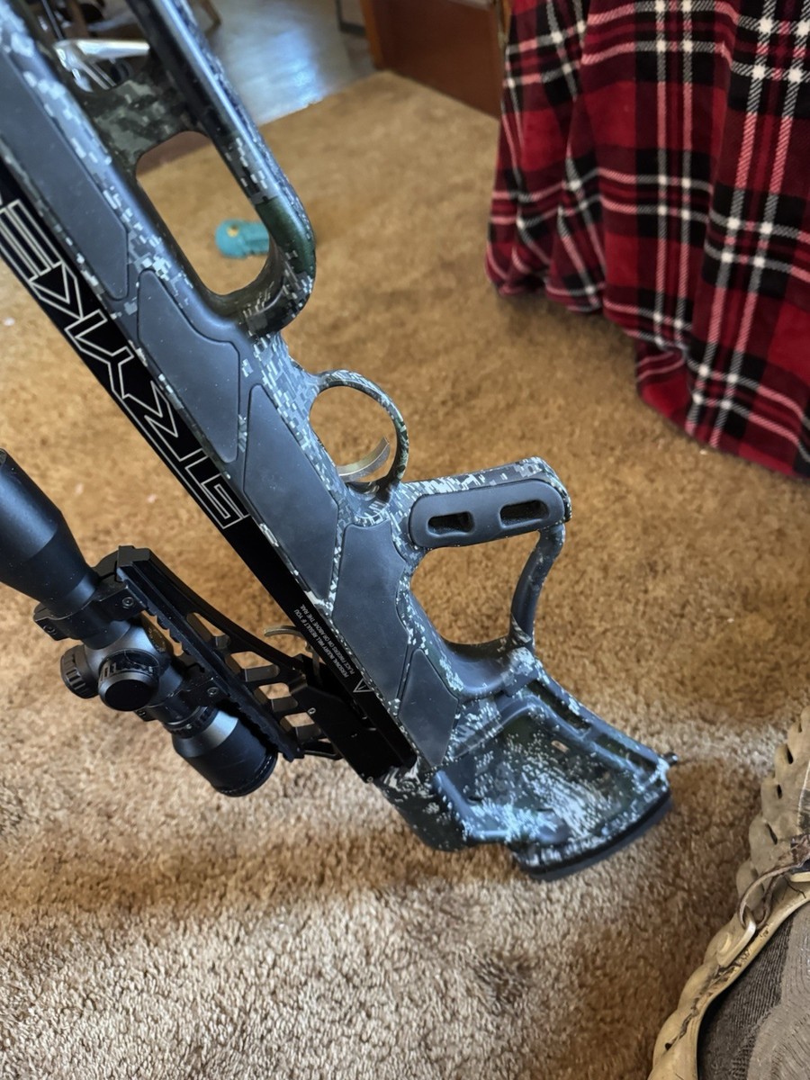 Stryker Strykezone 380 Optifade Walking Dead Crossbow | eBay