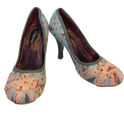 IRREGULAR CHOICE HELLBLAU & ROSA BLUMEN STOFF HEELS GRÖSSE 6/39