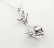 STERLING SILVER NAUTICAL BELUGA WHALE CUTE SEA LIFE FISH NATURE PENDANT NECKLACE