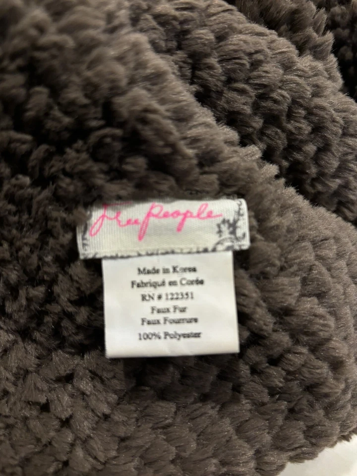FREE PEOPLE Dreamland Chunky Soft Infinity Scarf, Chocolate Brown, Cozy! Outdoor - Image 2 of 4
