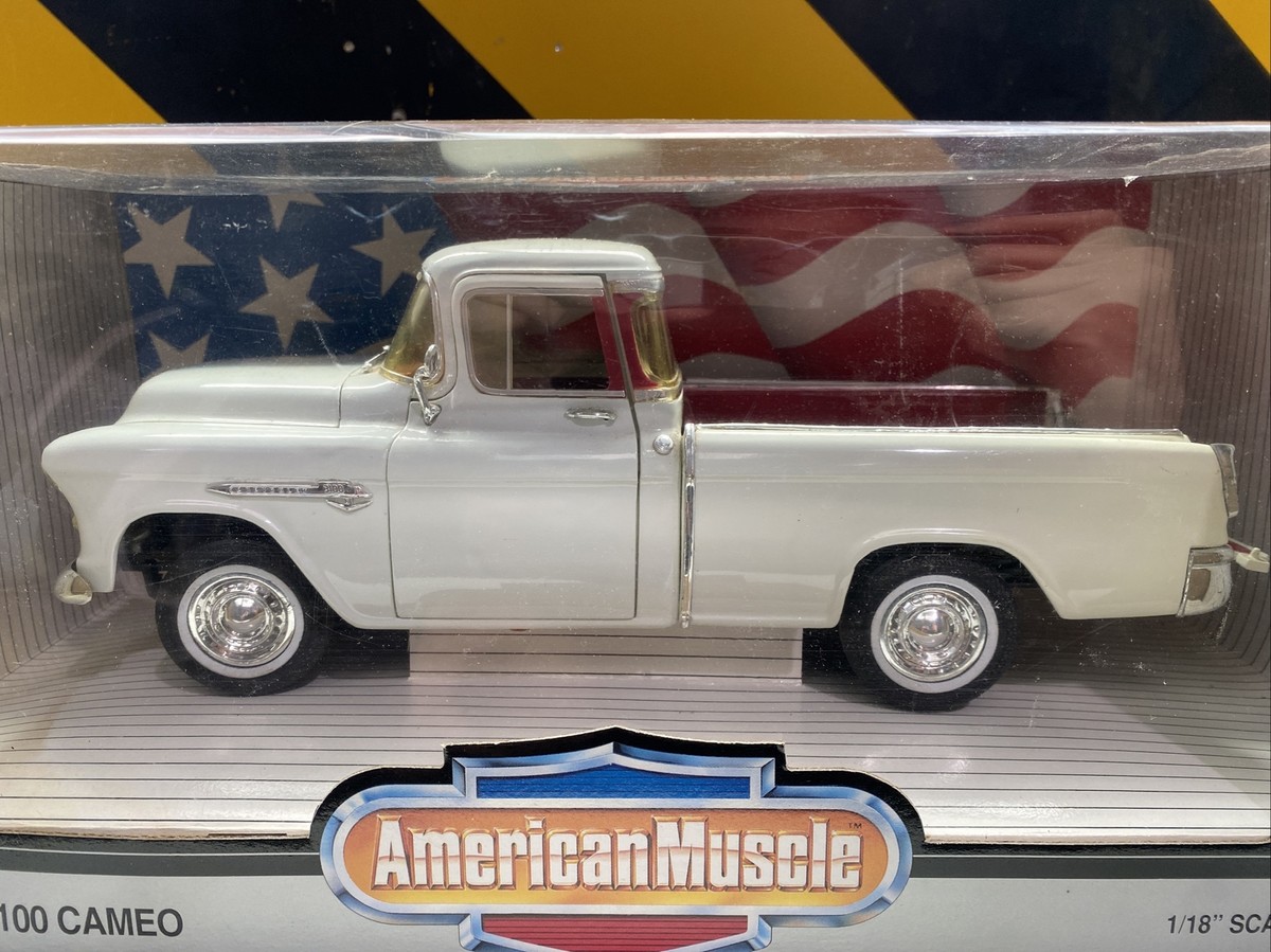 ミニカー American Muscle 1955 Chevy 3100 Cameo ERTL American Muscle 1955 Chevy 3100 Cameo 1:18 scale Diecast