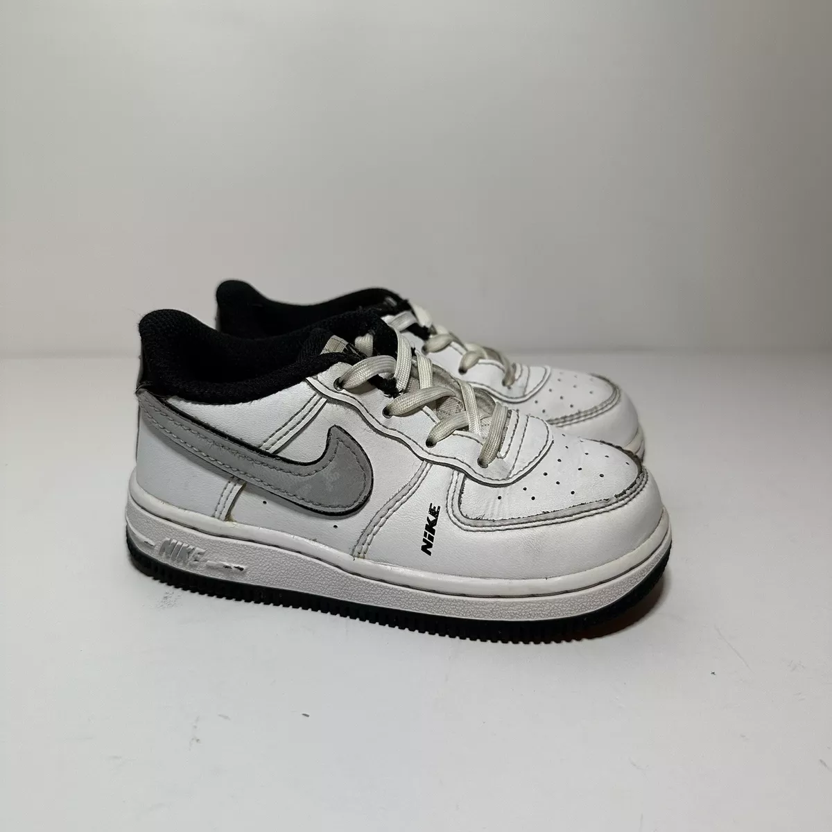  Nike Toddler's Force 1 LV8 White/White-Black-Wolf Grey (DO3808  101) - 2 : Clothing, Shoes & Jewelry