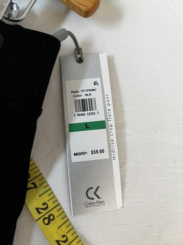 Calvin Klein Women’s Size LMidRise Crop Flare Pant High Compression Black NWT$59 - Picture 6 of 11