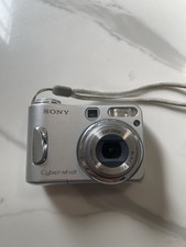 Sony Cybershot DSC-S90 4.1 MP Digital Camera Silver 3x Zoom PARTS ONLY