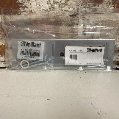 VAILLANT ECOTEC PLUS & PRO EINBAUSATZ / HALTERUNG 0020005547 117419