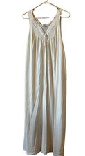 Vintage VANITY FAIR Size Large Ivory MAXI Nightgown Lace LONG Tie Front Lingerie