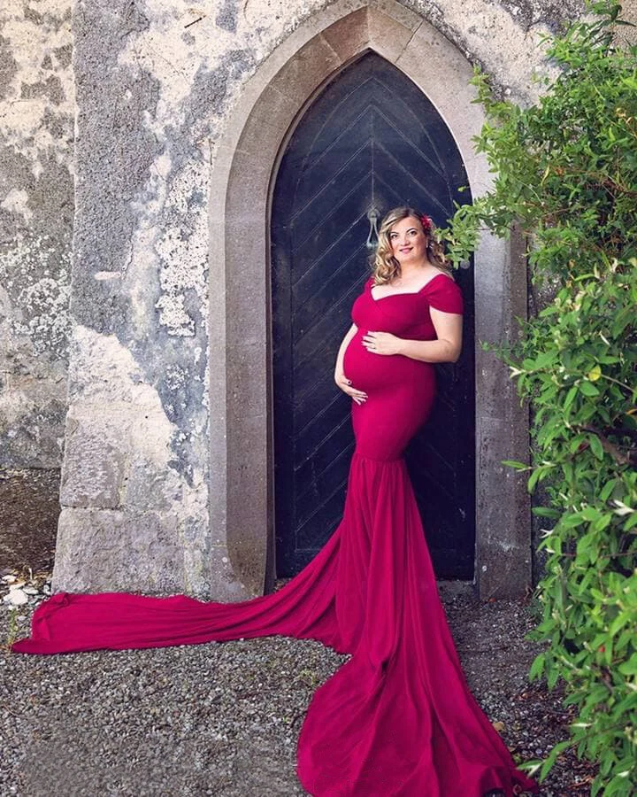 7 Perfect Gowns For a Plus Size Maternity Photoshoot – Mii-Estilo