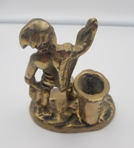 Vintage Figural Brass Match Holder & Striker w/ Fisherman Fish & Basket ~ Unique - 第 11/12 張圖片