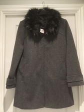 Ladies 3/4 Length Coat
