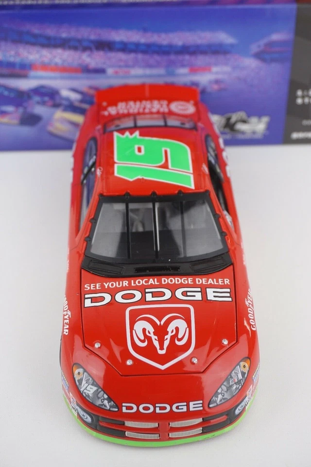2002 Action Jeremy Mayfield Dodge #19 Diecast Model Nascar  Dodge 1/24 - Image 4 of 4
