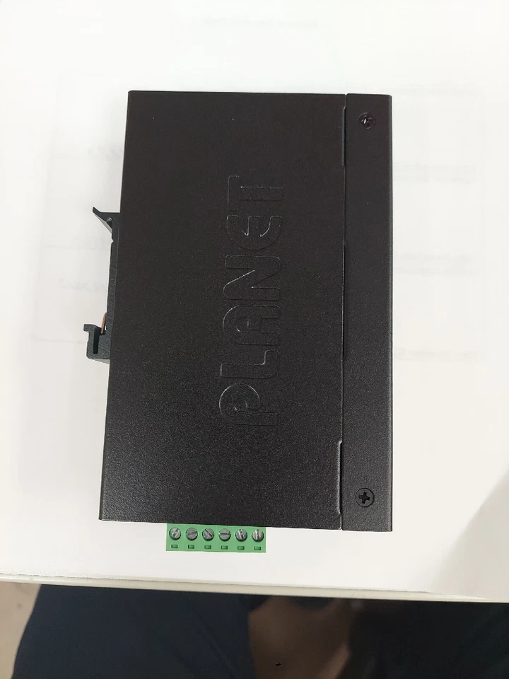 Planet IGS-801T V2 8-Port Gigabit Industrial Managed Layer 2 Switch / Dual Power - Image 2 of 4