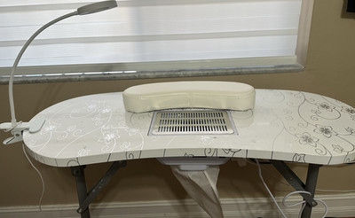VIVOHOME Foldable Manicure Table w/ Dust Collector Bag, Lamp, Arm Rest White
