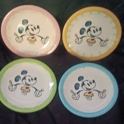 Disney Mickey Mouse Dessert/Cupcake Plates Set of 4 Pastel Rim Colors
