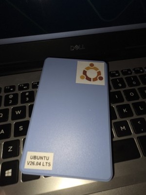 Linux Ubuntu 26.04.3 LTS, 64-bit, Bootable 128GB USB Samsung SSD w/ Persistence