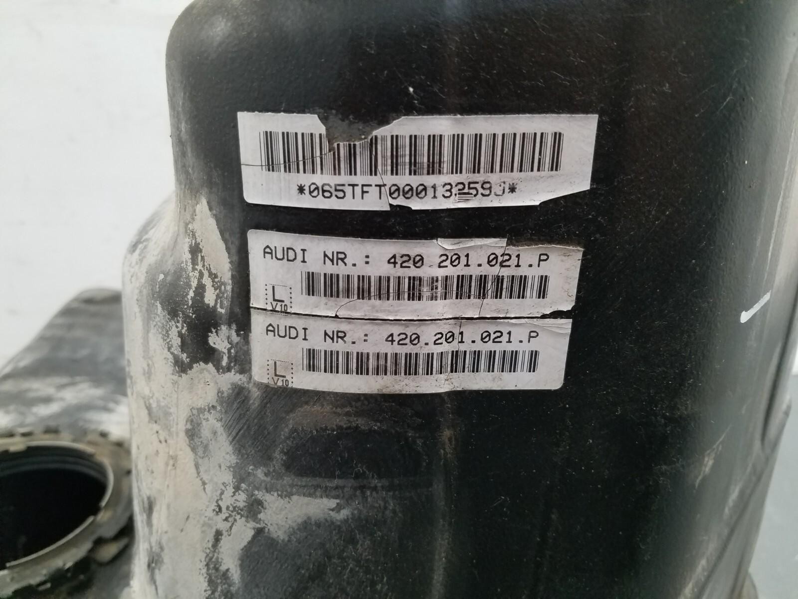 2010 Audi R8 Spyder V10 Left Fuel Tank #0644 X6