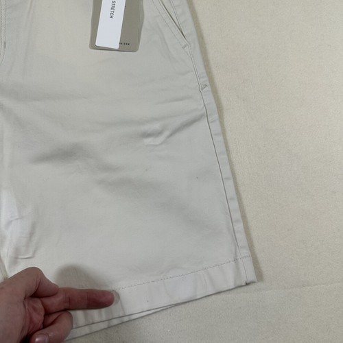 Tommy Bahama Boracay Shorts Mens 32 Bleached Sand Stretch Chino Stain Flaw NWT - Picture 4 of 10