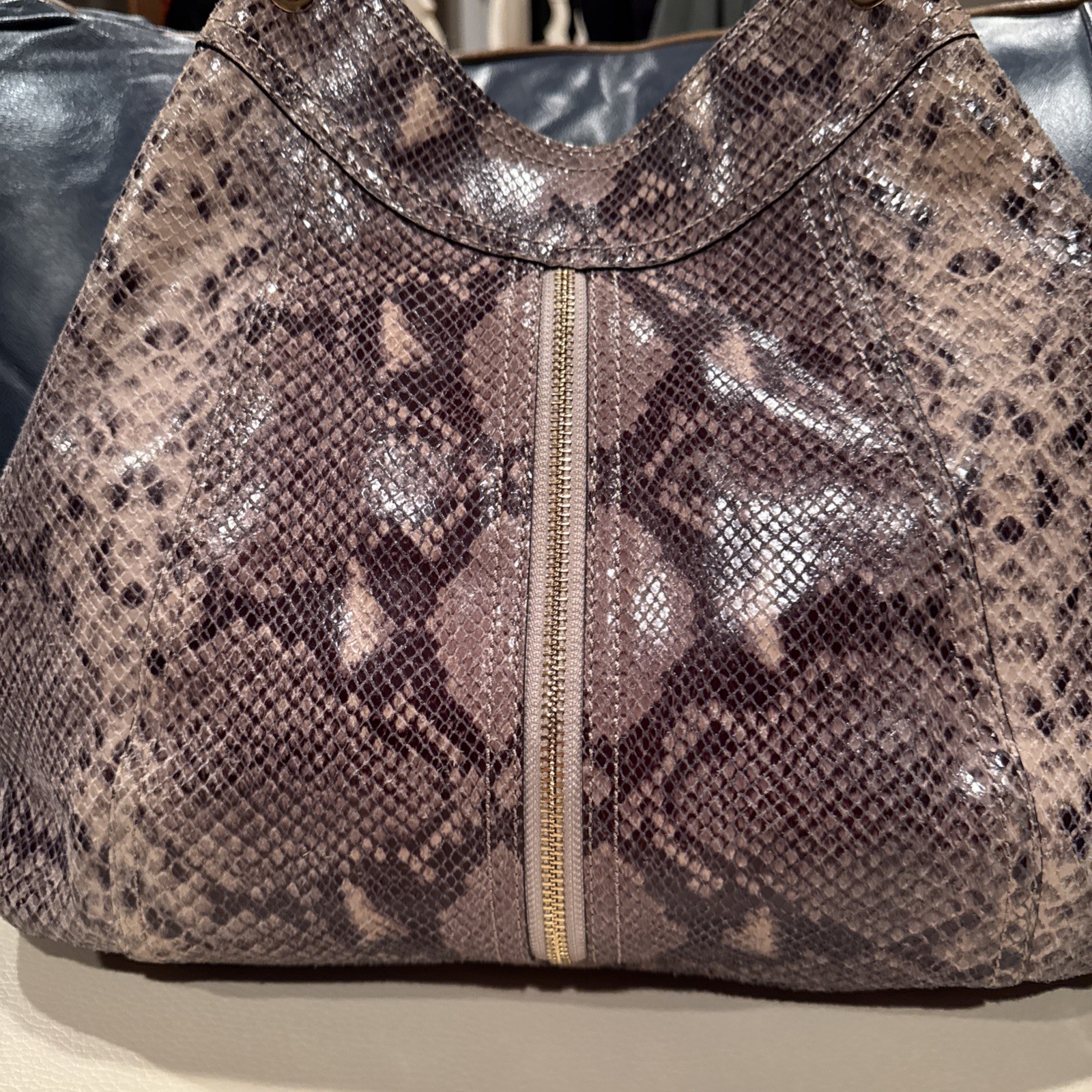 Michael Kors snake print On Leather shoulder bag … - image 10