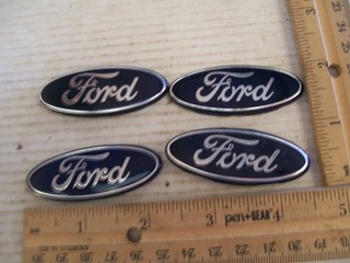 FORD METAL OVAL STEERING WHEEL HORN BUTTON ORNAMENT EMBLEM
