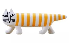 Mini Figure Yellow "Capsule Q Museum Lisa Larson Mikey Lots of cats Collection