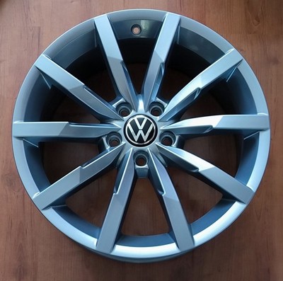 1x Original VW Passat 3G B8  18 Zoll Alufelge Monterey 8 x 18 ET44 3G0601025Q