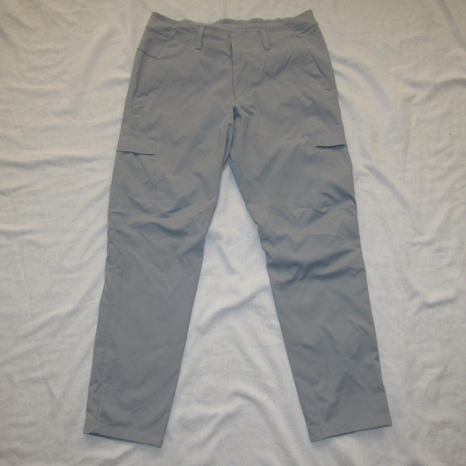 Lululemon Pants Mens 34x30 Rhino Gray Fixed Waist Cargo Elastic Tech Performance