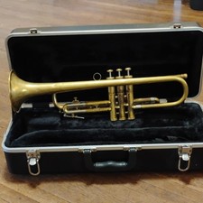 F.E. Olds  Son L.A. Ambassador Trumpet Brass, w/ Gator Case