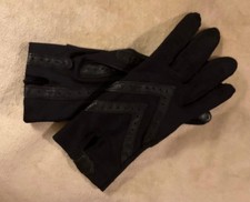 ISOTONER Women s Black with LEATHER Inlays Isotoner Gloves One SIZE Fits All