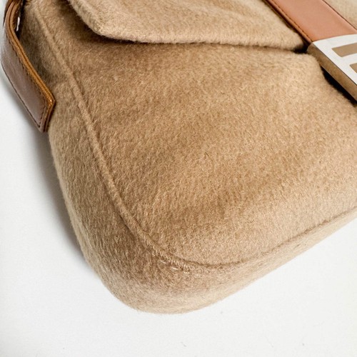 FENDI Baguette Wool Beige Shoulder Bag - Bild 9 von 18