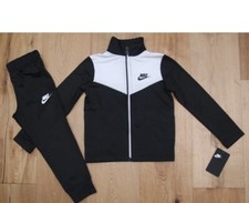 Nike Baby Boy 2 Piece Jogging Set  Black  White  Tracksuit  2t, 4t