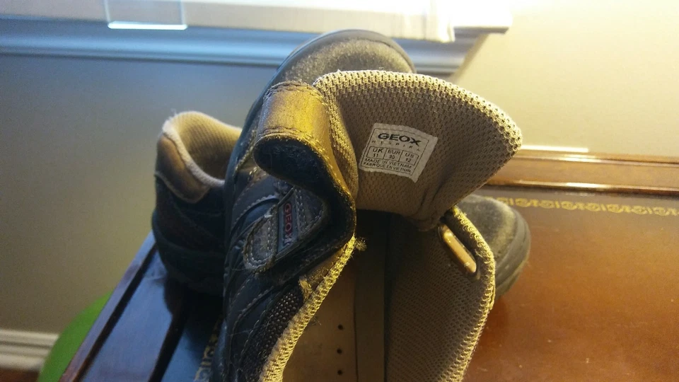 Sapatos masculinos Geox EUA 12 couro genuíno marrom - Imagem 2 de 2