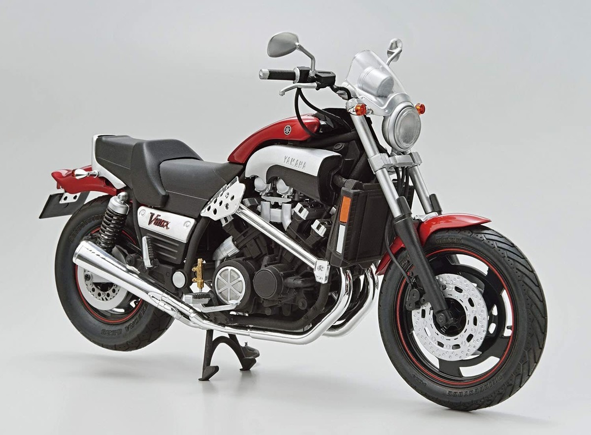 Aoshima The Bike 1/12 Yamaha 5GK Vmax '04 /w Custom Parts Plastic