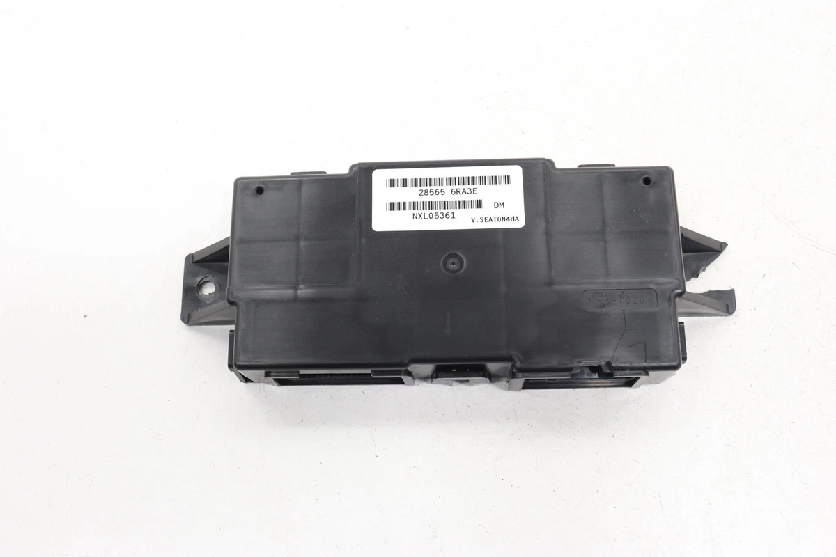 2022 -2024 NISSAN PATHFINDER FRONT LEFT POWER SEAT CONTROL MODULE 