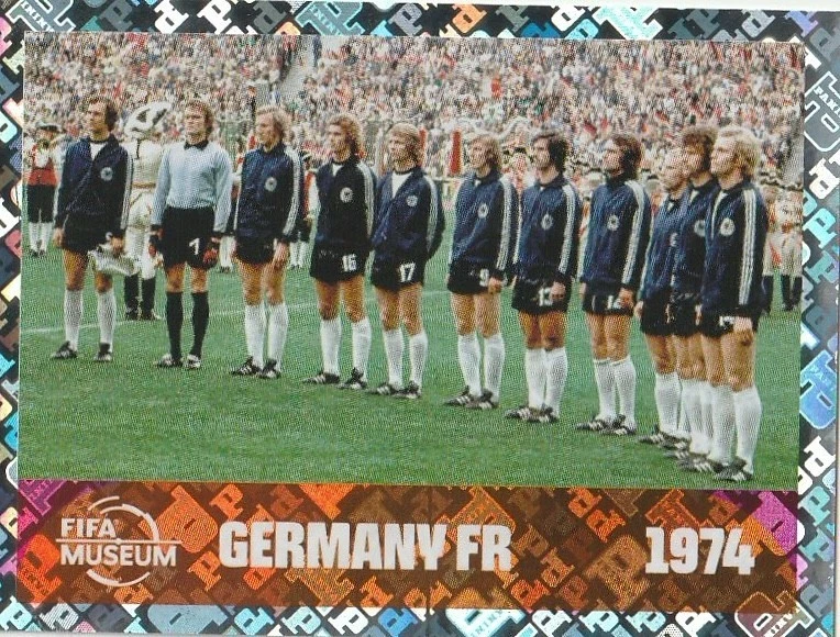FIFA World Cup Soccer 1974 Season Sports Trading Cards