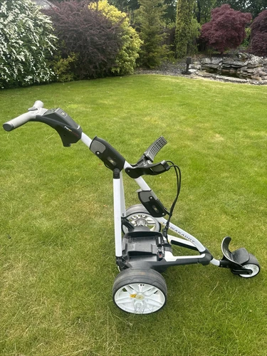 Powakaddy FW5s GPS Electric Golf Trolley