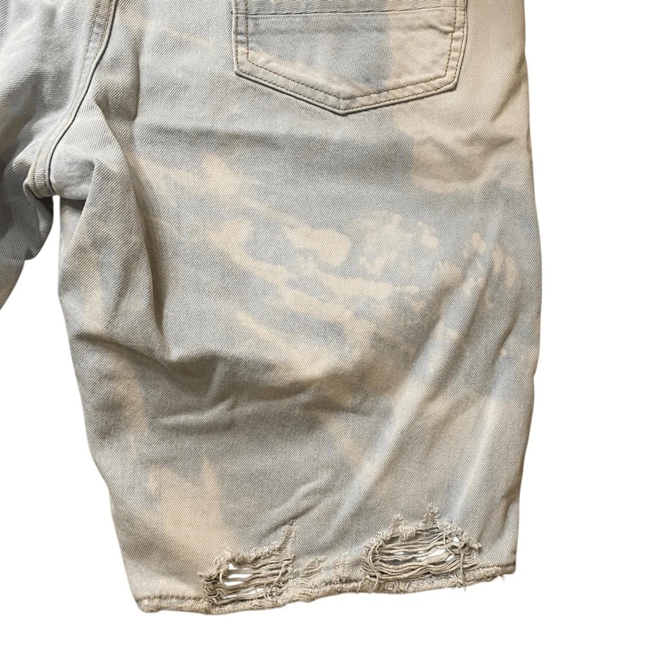 Akoo Empire Men's distressed jean shorts light wash size 38 - Image 2 of 4